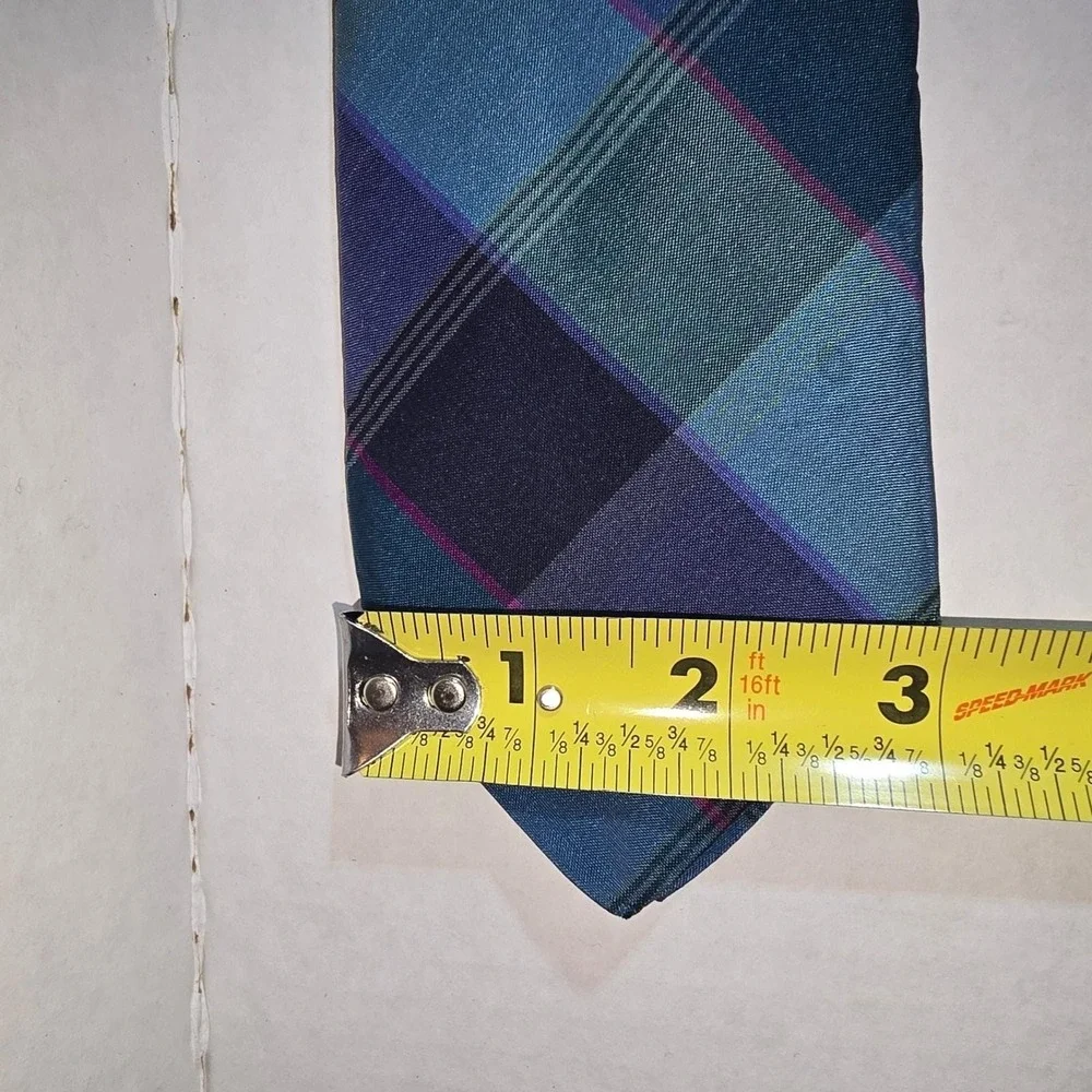 VINTAGE Neck Tie Pierre Cardin Couture Collection 100%‎ Silk Made in Italy
